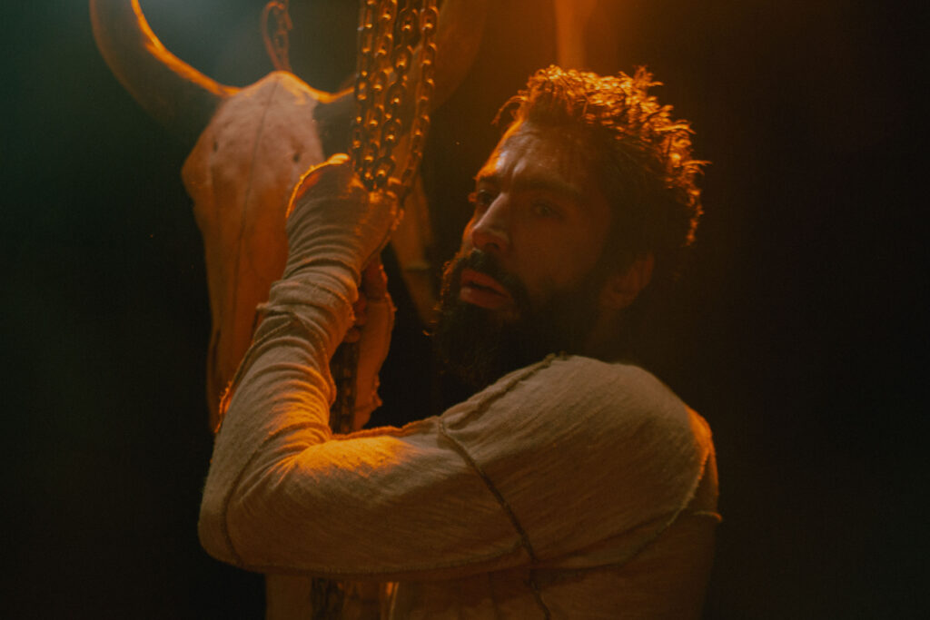 No Ágora Teatro, em São Paulo, A Hora do Boi emociona plateias e reafirma o poder do encontro presencial. Foto: Lorena Zschaber