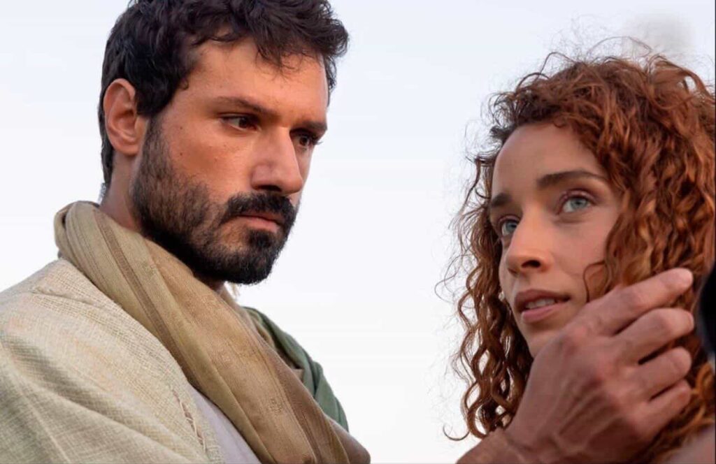 Amor, conflito e redenção marcam a história de Gomer e Oseias em Amor em Ruínas. Fotos: Divulgação/Univer Vídeo.