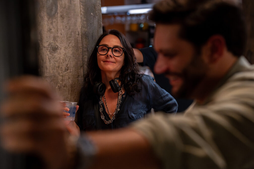De Juntas e Separadas a Sob Pressão, a diretora revela um olhar que equilibra drama e comédia como na vida real. Foto: Carlos Eboli