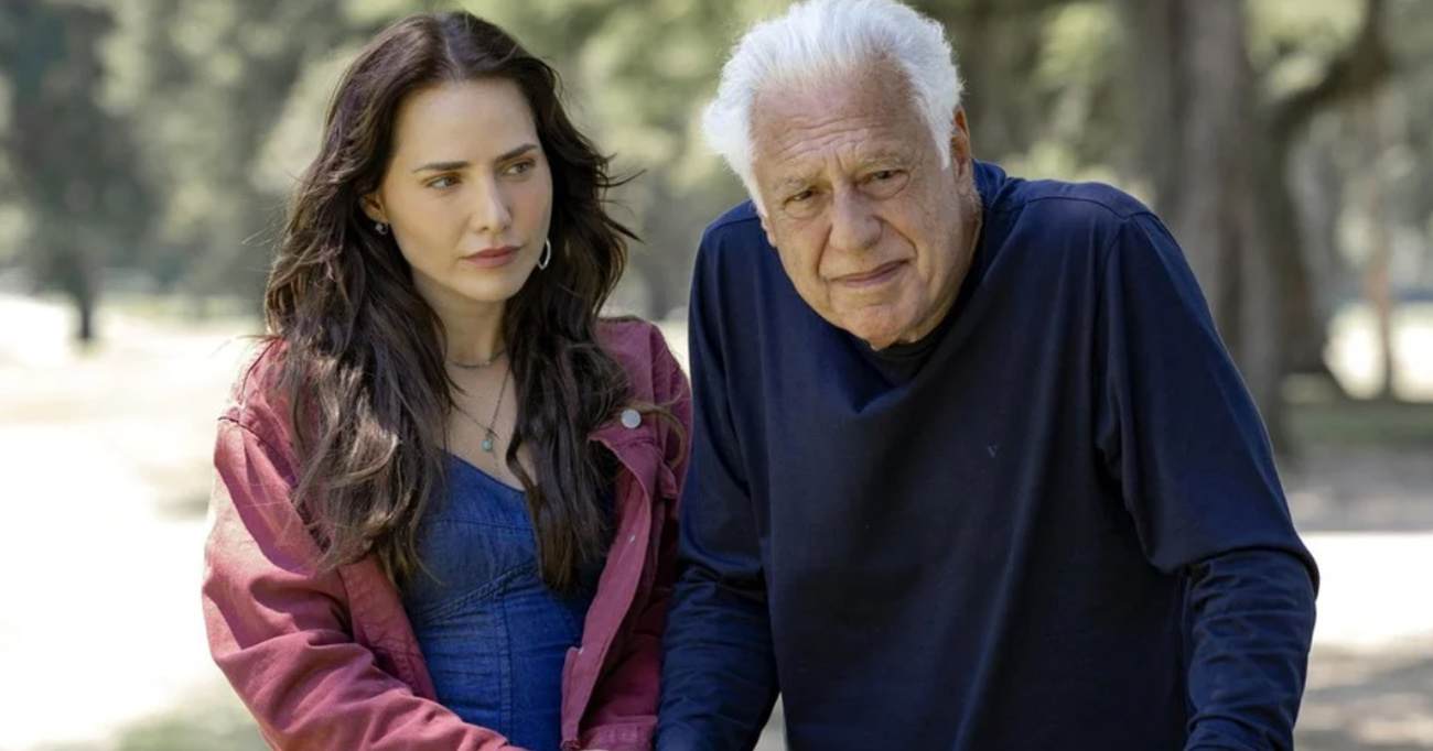 Confira o resumo Quem Ama Cuida e saiba tudo o que acontece na primeira semana da nova novela das 9, marcada por tragédia, enchente, conflitos familiares e o encontro entre Adriana e Arthur. Foto: Fabio Rocha/Globo