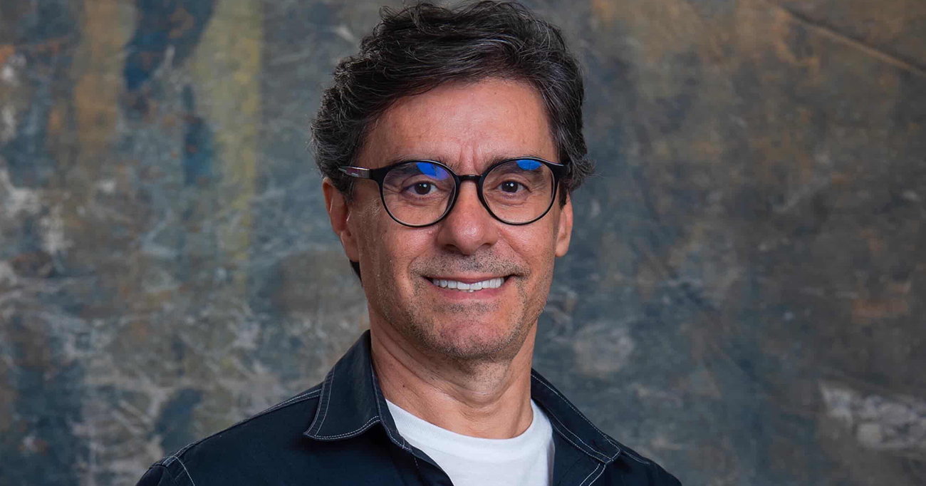 Virgílio Silva, um dos autores de Três Graças, detalha ao Pittaplay o processo criativo por trás da novela e a construção de personagens que atravessam o público. Foto: Estevam Avellar/Globo.