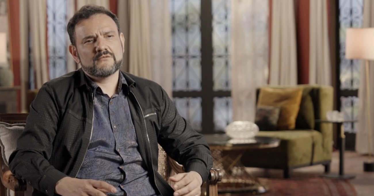 Zé Dassilva ajudou a transformar Três Graças em um dos maiores fenômenos recentes da dramaturgia brasileira, apostando em emoção, personagens humanos e um folhetim assumidamente clássico. Foto: Reprodução/Globo.