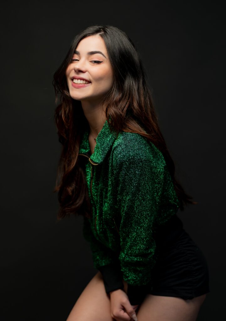 Beá Pacheco vive Katharine, protagonista de uma história marcada por contradições, vulnerabilidade e resistência.
Ao Pittaplay, a atriz falou sobre o processo de construção da personagem, os desafios emocionais do espetáculo e as reflexões sobre dualidade humana presentes na montagem. Credito: Davi Martins