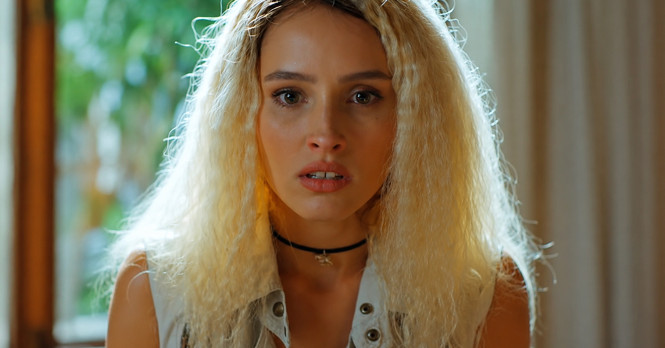 Em Onde Está a Boiadeira?, a atriz transforma Letícia em uma vilã complexa e reforça que profundidade dramática não depende da duração dos capítulos. Foto: Reprodução/Globoplay