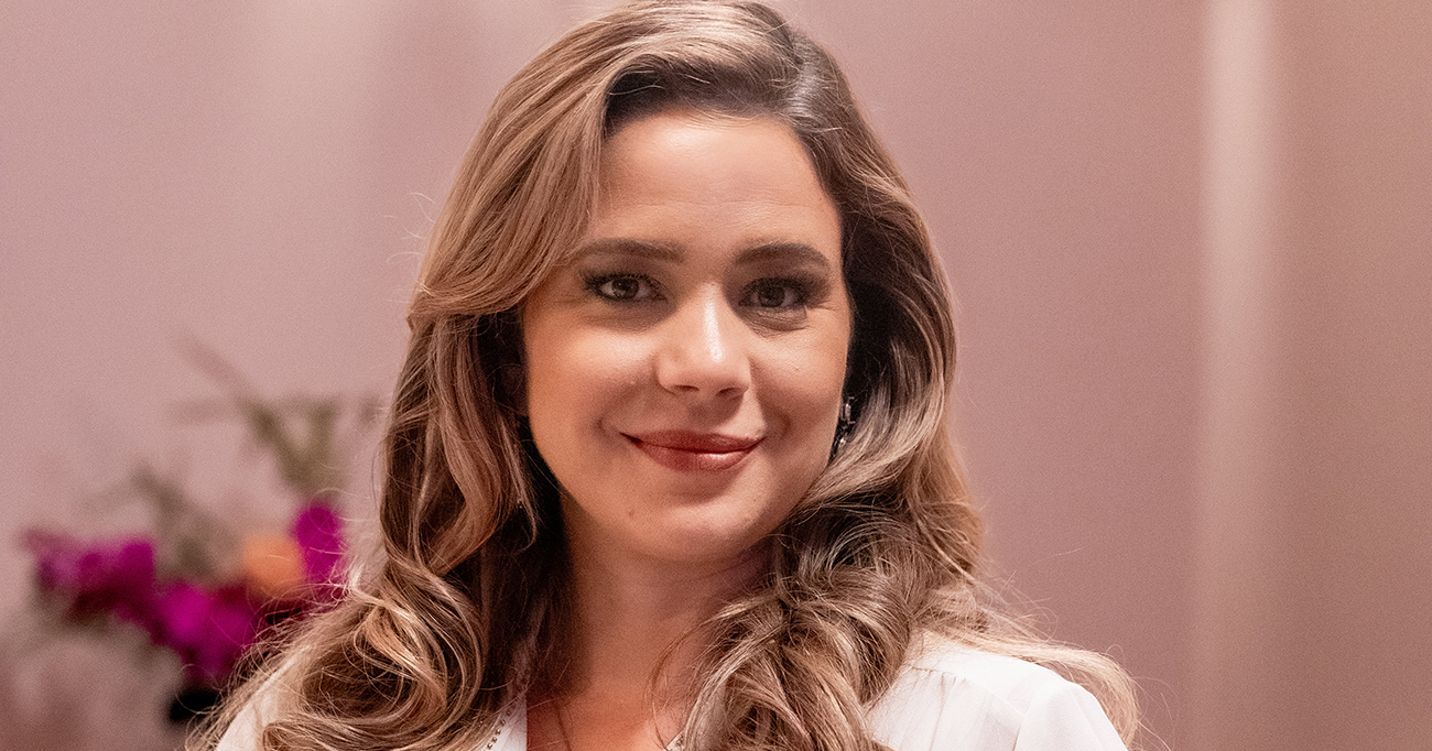 O escândalo protagonizado por Zilá terá consequências definitivas: a empresária perde a presidência do Grupo Amaral e vê Alaorzinho assumir o comando da empresa. Foto: Divulgação/Globo.