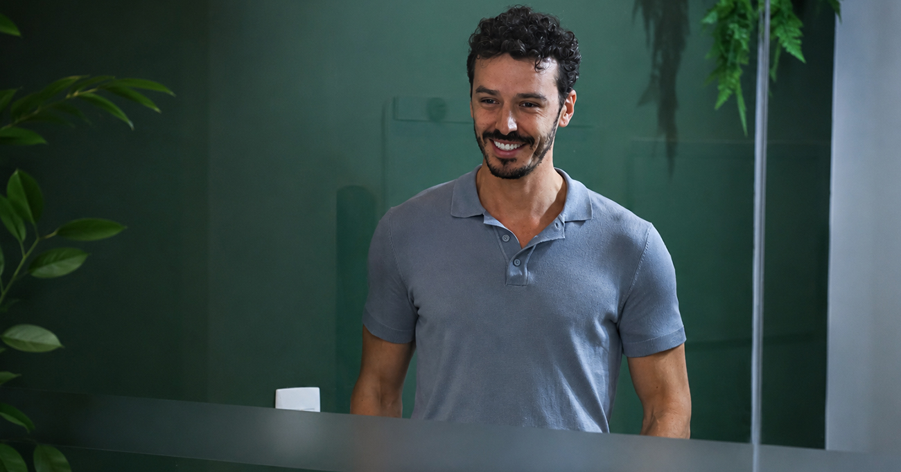 “O tempo muda, a respiração muda”: Gabriel Stauffer revela os desafios de atuar em novelas verticais