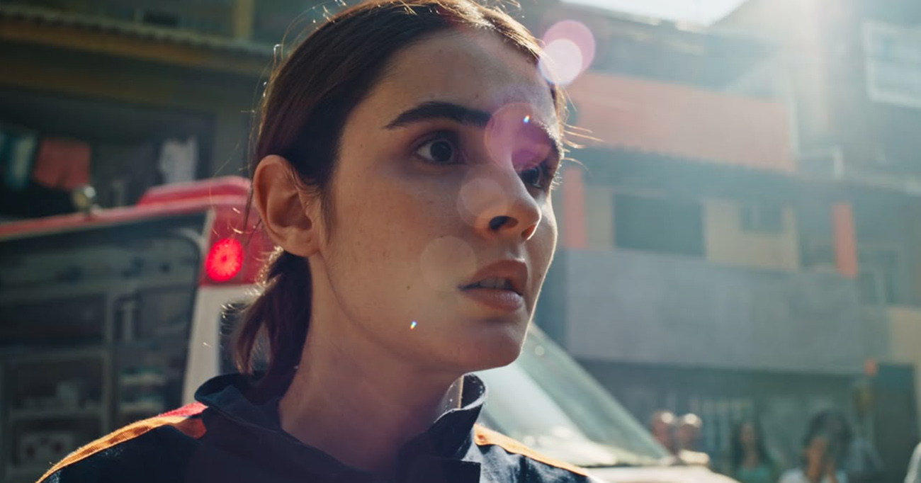 valentina herszage no primeiro episodio de emergencia 53 do globoplay