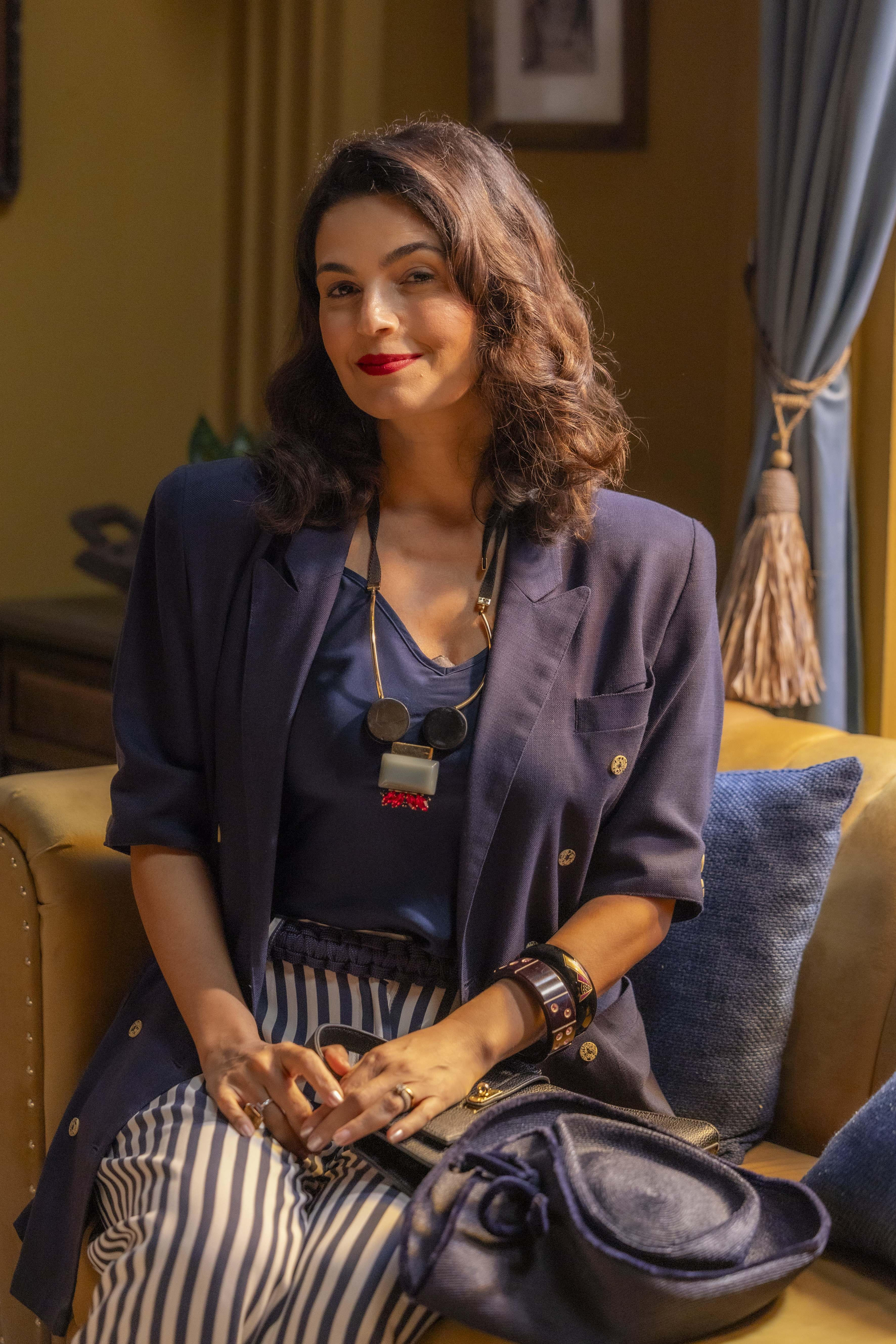 Emanuelle Araújo constrói Marta a partir da observação, da inteligência e de uma contenção que começa a ceder diante das transformações vividas pela personagem em A Nobreza do Amor. Foto: Beatriz Damy/Globo.