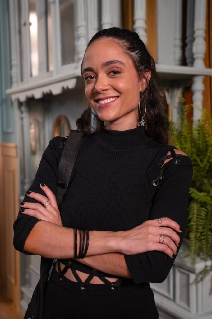 Jade Mascarenhas fala ao Pittaplay sobre Isabela, o vício em jogos e o desafio de encontrar humanidade na vilã de Amor Sob Vigilância.