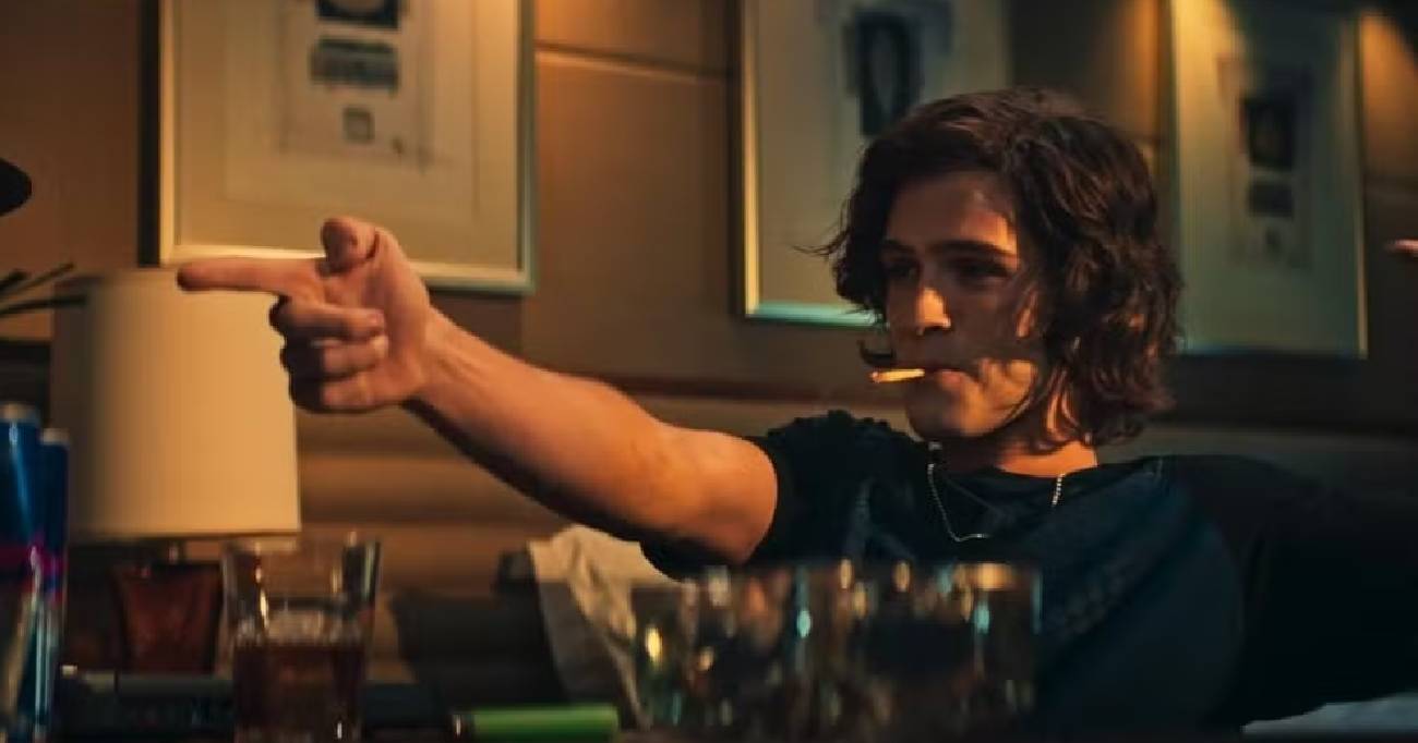 João Guilherme é destaque de O Rei da Internet, que encontra personalidade ao unir biografia, comédia e drama