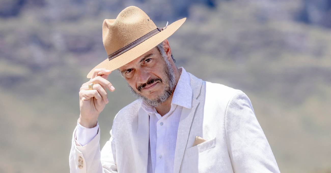 Em Lá na Minha Terra, Mateus Solano vive um amor maduro entre Almerindo e Rosenda