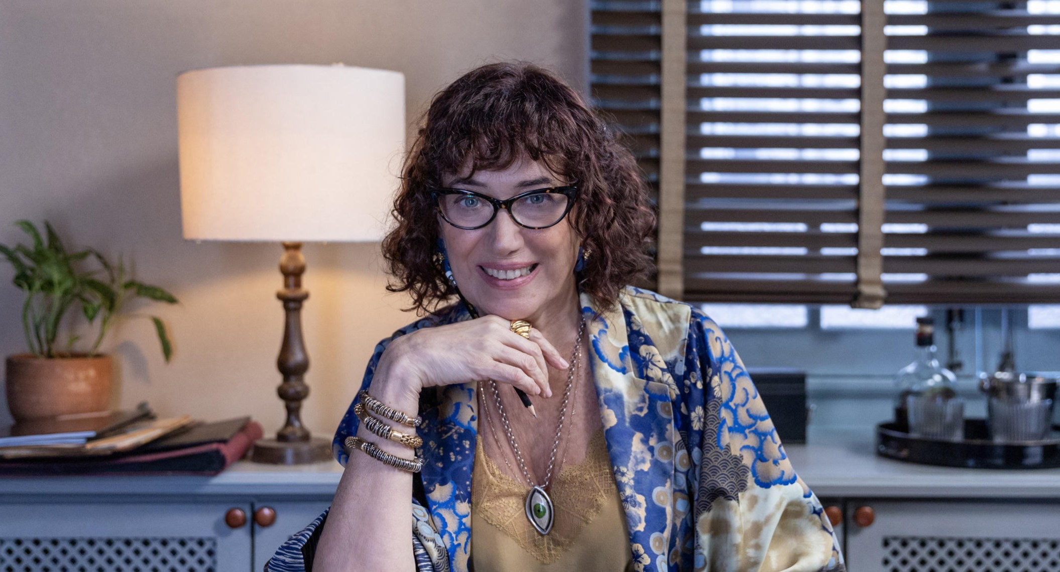 Lilia Cabral fala sobre a força de Celestina em ‘Lá na Minha Terra’