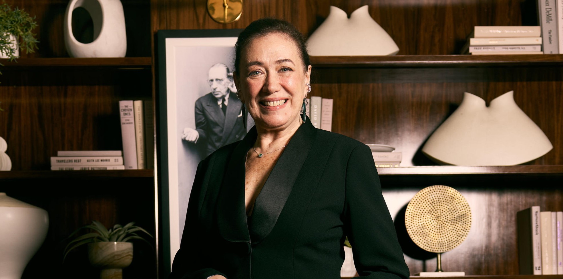 Lilia Cabral fala sobre a força de Celestina em ‘Lá na Minha Terra’